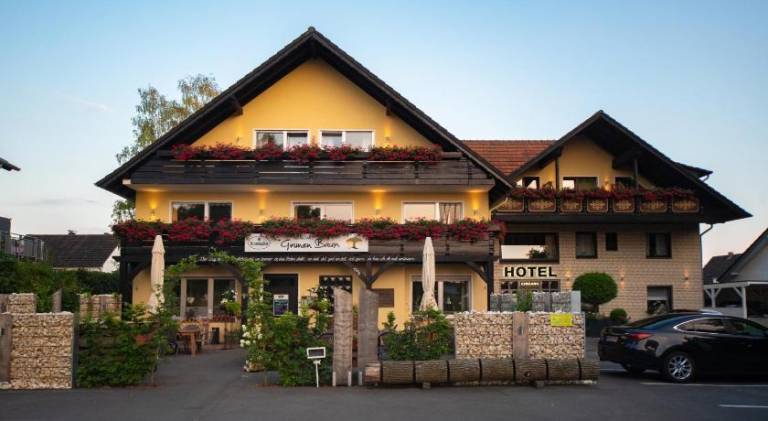 Hotel Garni Zum Grunen Baum — photo 4