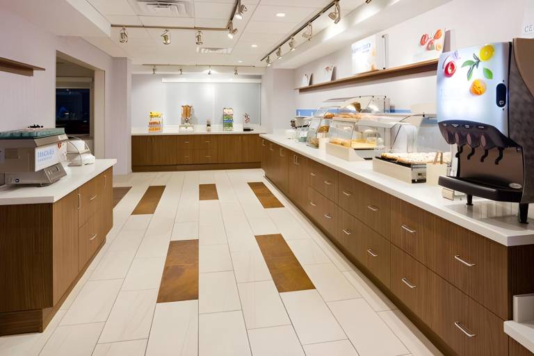 Holiday Inn Express-Des Moines Downtown By IHG — photo 4