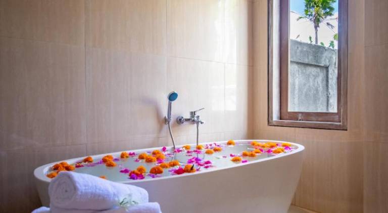 Sunterra CANGGU- 3BDR with Private Pool Rooftop — photo 4