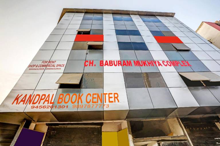 Hotel Aditya Residency Sector 64 Noida Nearby Aadarsh Pariksha Kendra — photo 4
