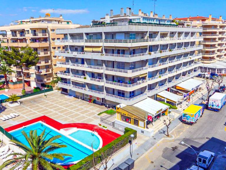 Rental apartment with terrace & yard | Beach nearby | Pets allowed — photo 4