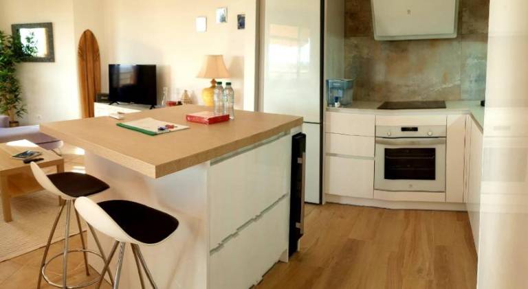 Fully equipped charming rental apartment with garden, terrace & private pool | Beach nearby | Perfect for remote work | Pet-friendly — photo 4