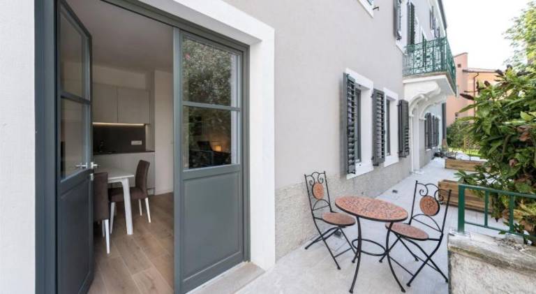 Serviced apartment with yard, terrace & sauna | Pets are welcome — photo 4