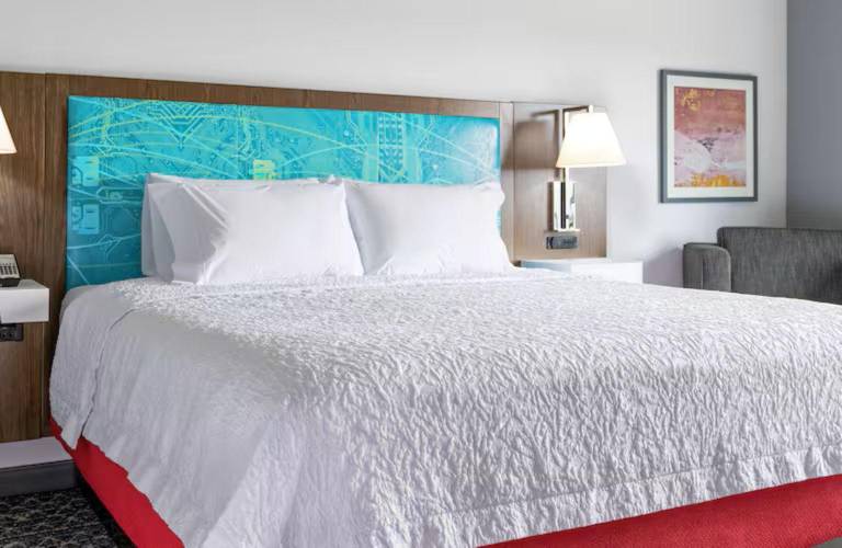 Hampton Inn by Hilton Ontario Airport — photo 4