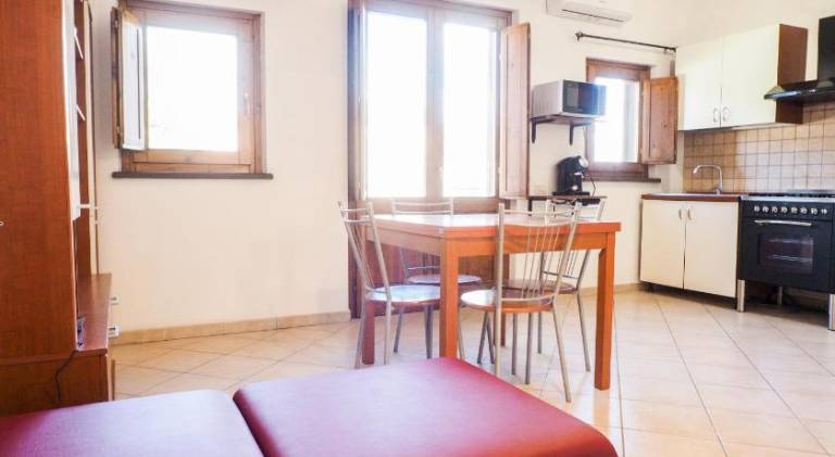 Holiday apartment with 2 rooms for 6 persons — photo 3