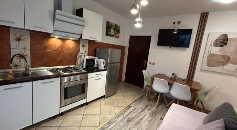 Holiday apartment with barbecue, hot tub & garden — photo 5