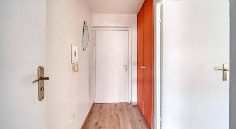 Rental apartment with 2 rooms for 5 persons — photo 4