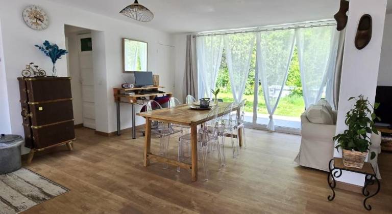 Charming vacation home with barbeque, garden & terrace | Suitable for remote work | Dogs allowed — photo 2