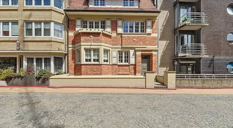 House with 4 rooms for 8 persons in De Panne
