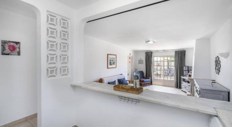 Pleasant vacation home with terrace, garden & private pool | Pets are welcome — photo 3