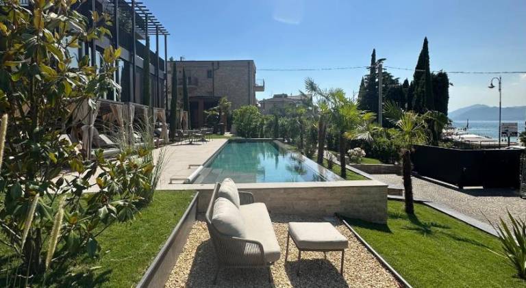 Rental apartment with pool — photo 3