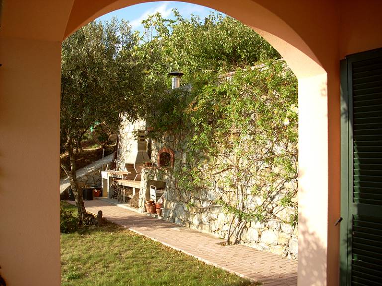 Villa with patio & garden | Water view — photo 4