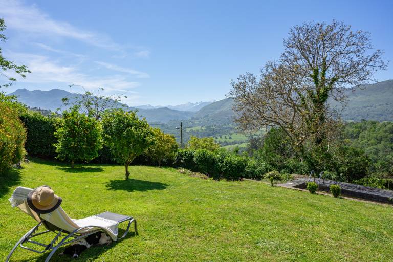Holiday Home 'La Llosa Del Valle' with Mountain View, Private Terrace and Private Garden — photo 2