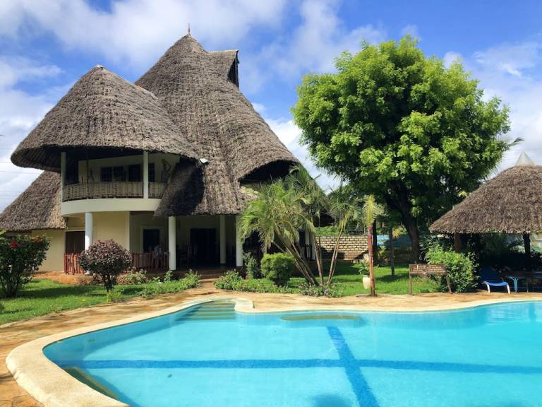 Villa  Diani Beach