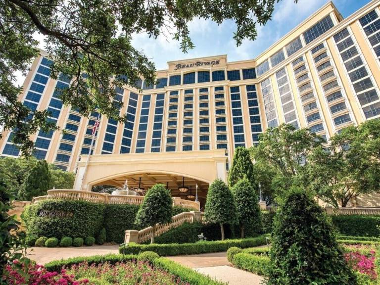 Condo  Biloxi