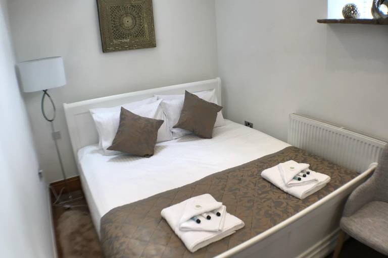 Barn-Sleeps 2-Parking-Near Alton Towers/Peak Dist — photo 2