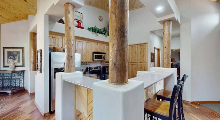 Charming house with jacuzzi | Pets allowed — photo 4