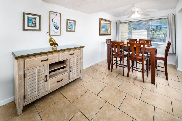 210C - 2BR/2 Bath at Seaspray Condos on Okaloosa Island, Fort Walton Beach, Fl — photo 4