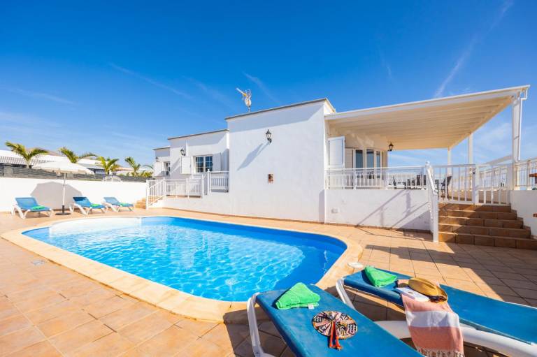 Villa  Playa Quemada