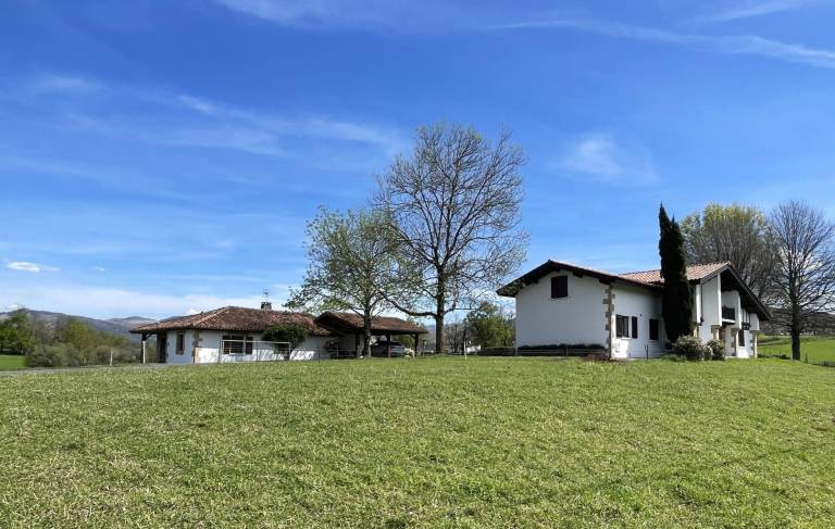 Ferienhaus in Çaro, Saint-Jean-Pied-de-Port f&uuml;r max. 4 Personen am Atlantik