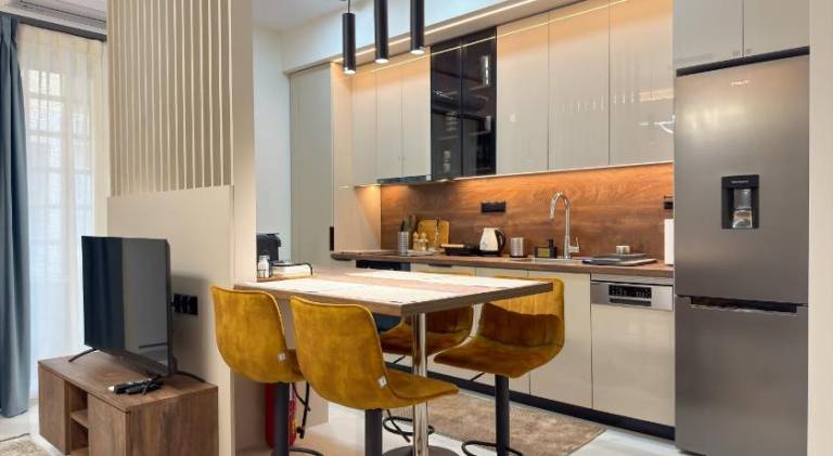 Fully equipped pleasant rental apartment | Next to Church of Agios Demetrios | Suitable for remote work | Pet-friendly in Thessaloniki