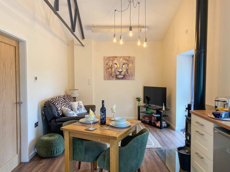 Child-friendly beautiful cottage with yard & barbeque | Pets are welcome — photo 3