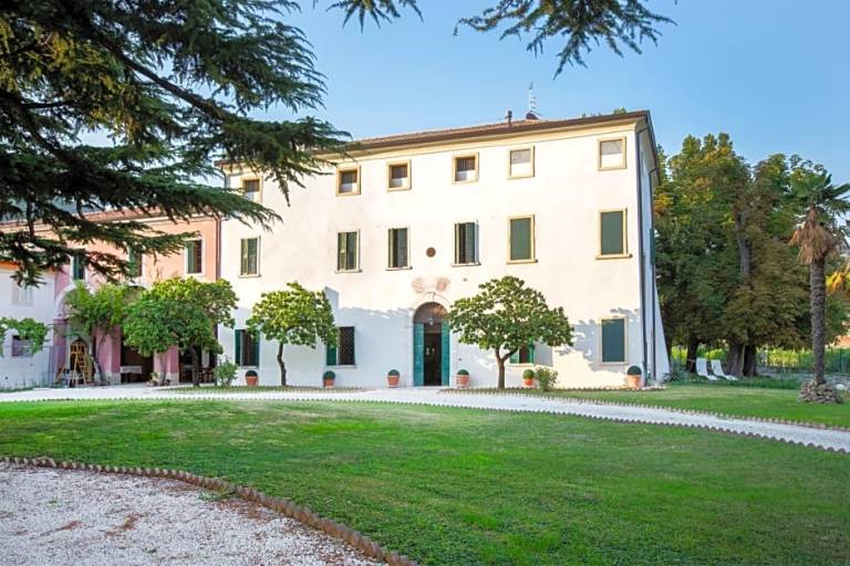 Bed and breakfast  Fumane