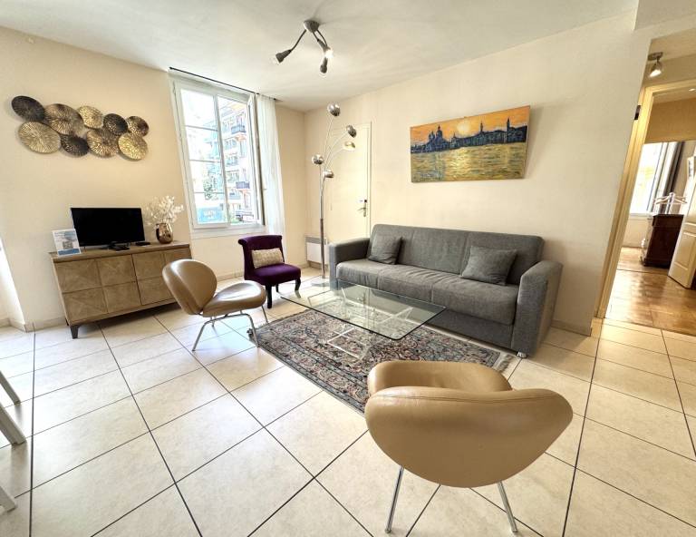 Rental apartment | Next to Castle Hill — photo 4