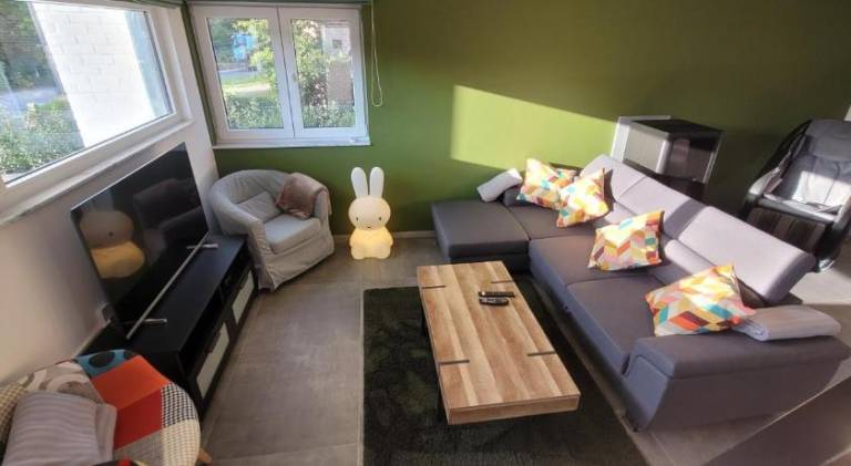 Vacation home with jacuzzi — photo 2