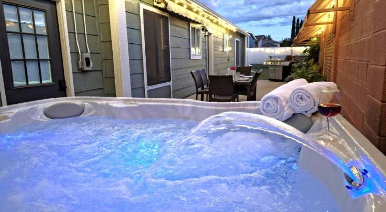 Vacation home with hot tub in Page, AZ