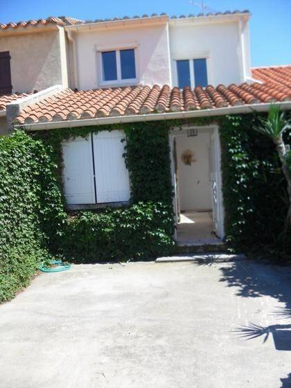 House with barbeque & garden | Beach view — photo 2