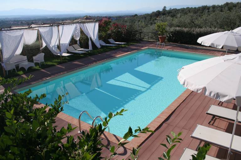 Children-friendly rental with pool, hot tub & terrace | Mountain view | Pet-friendly — photo 3