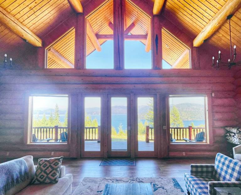 Cabin Sagle