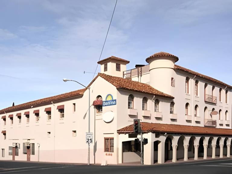 The Sonora Inn in Sonora, CA
