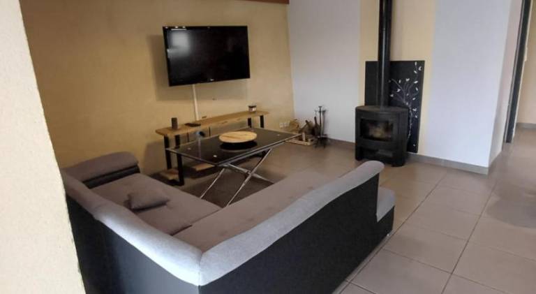 Fully equipped vacation home with garden, terrace & BBQ | Pet-friendly — photo 2