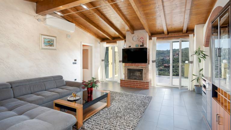 Villa with private pool, jacuzzi & BBQ | Garden view — photo 3