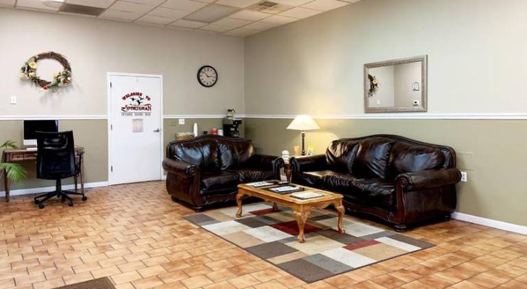 PARIS INN & SUITES — photo 3