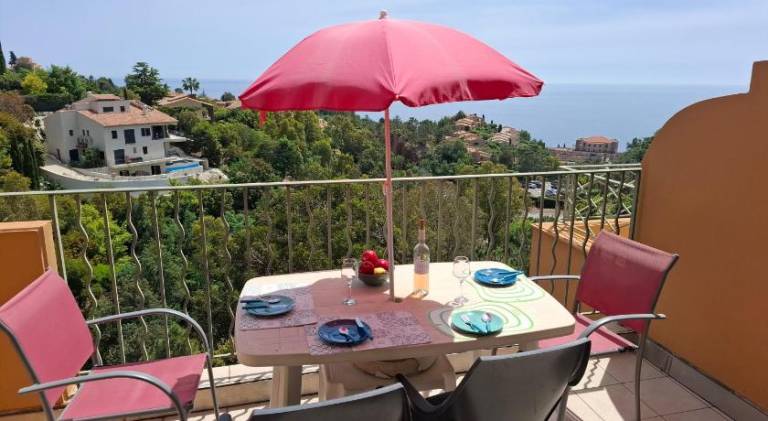 Rental apartment with terrace, private pool & garden | Beach nearby | Pet-friendly — photo 5