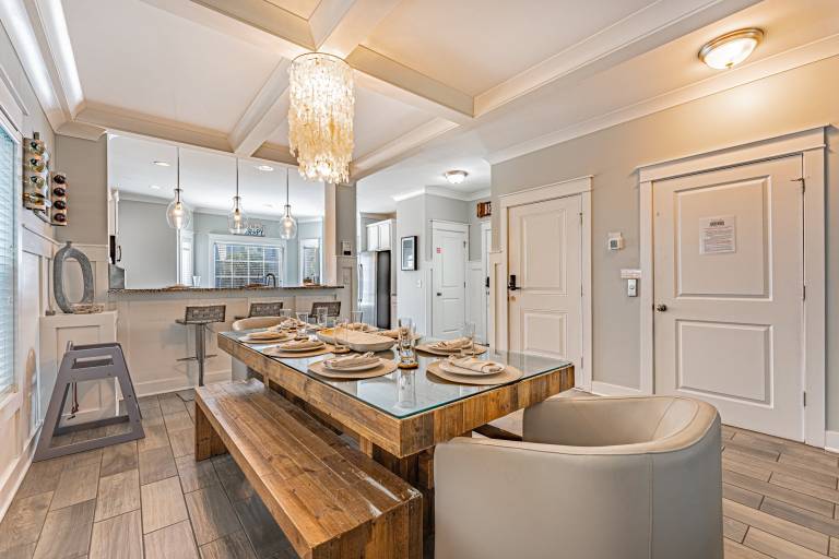 Children-friendly pleasant vacation home with private pool & barbecue | Pets allowed — photo 4