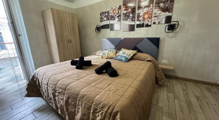 Holiday apartment with 3 rooms for 12 persons — photo 2