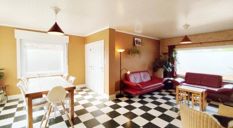 House with 3 rooms for 6 persons in De Panne