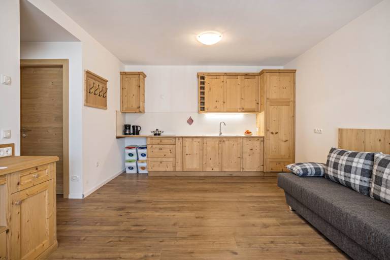 Vacation Apartment "Ciasa Silvia" with Mountain View & Wi-Fi — photo 4