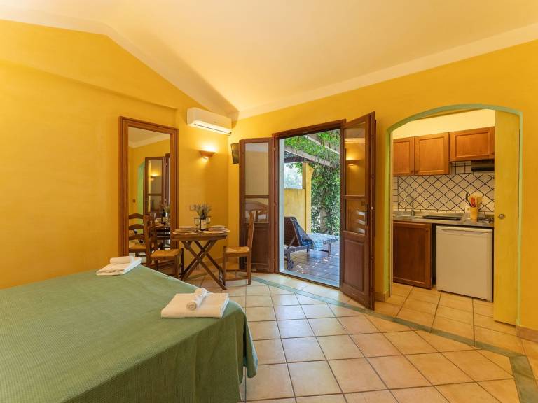 Family-friendly beautiful apartment with garden, BBQ & patio | Next to the beach | Pets are welcome — photo 5