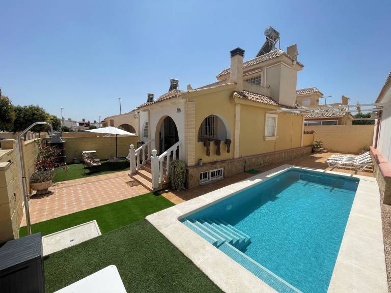 Villa  Avileses