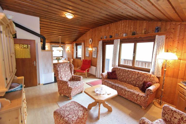 Vacation home with terrace — photo 2