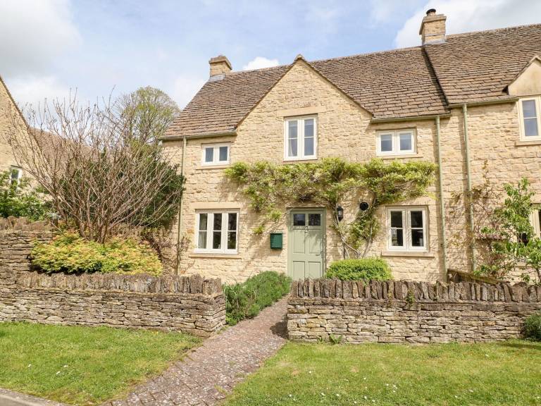 House Quenington