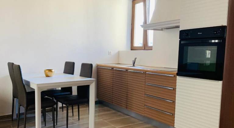 Rental apartment with terrace — photo 5
