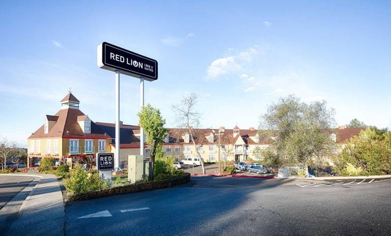 Red Lion Inn and Suites Auburn in Auburn, CA