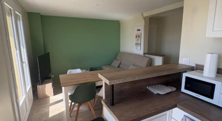 Apartment with 2 rooms for 4 persons — photo 3