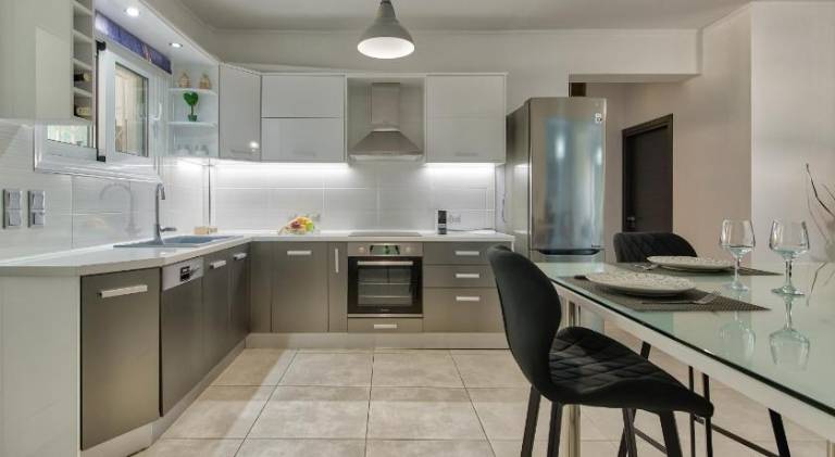 Charming vacation home | Pets are welcome — photo 2
